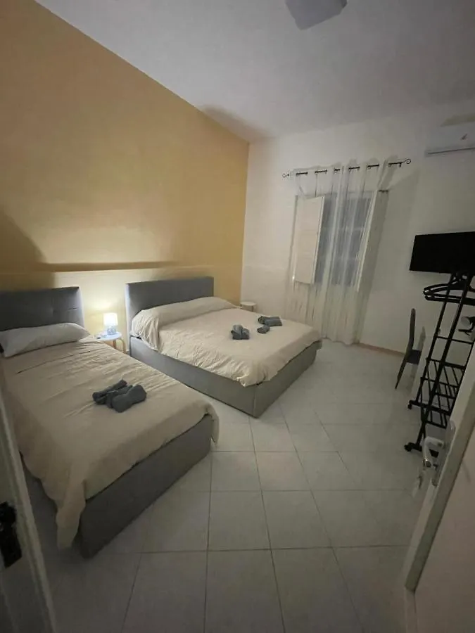 Lavica Airport Catania B&B 0*,