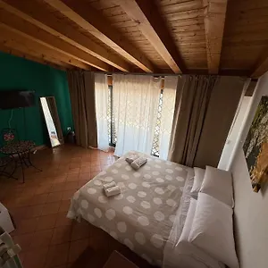 bb-san-barnaba.taorminaitalyhotels.com/