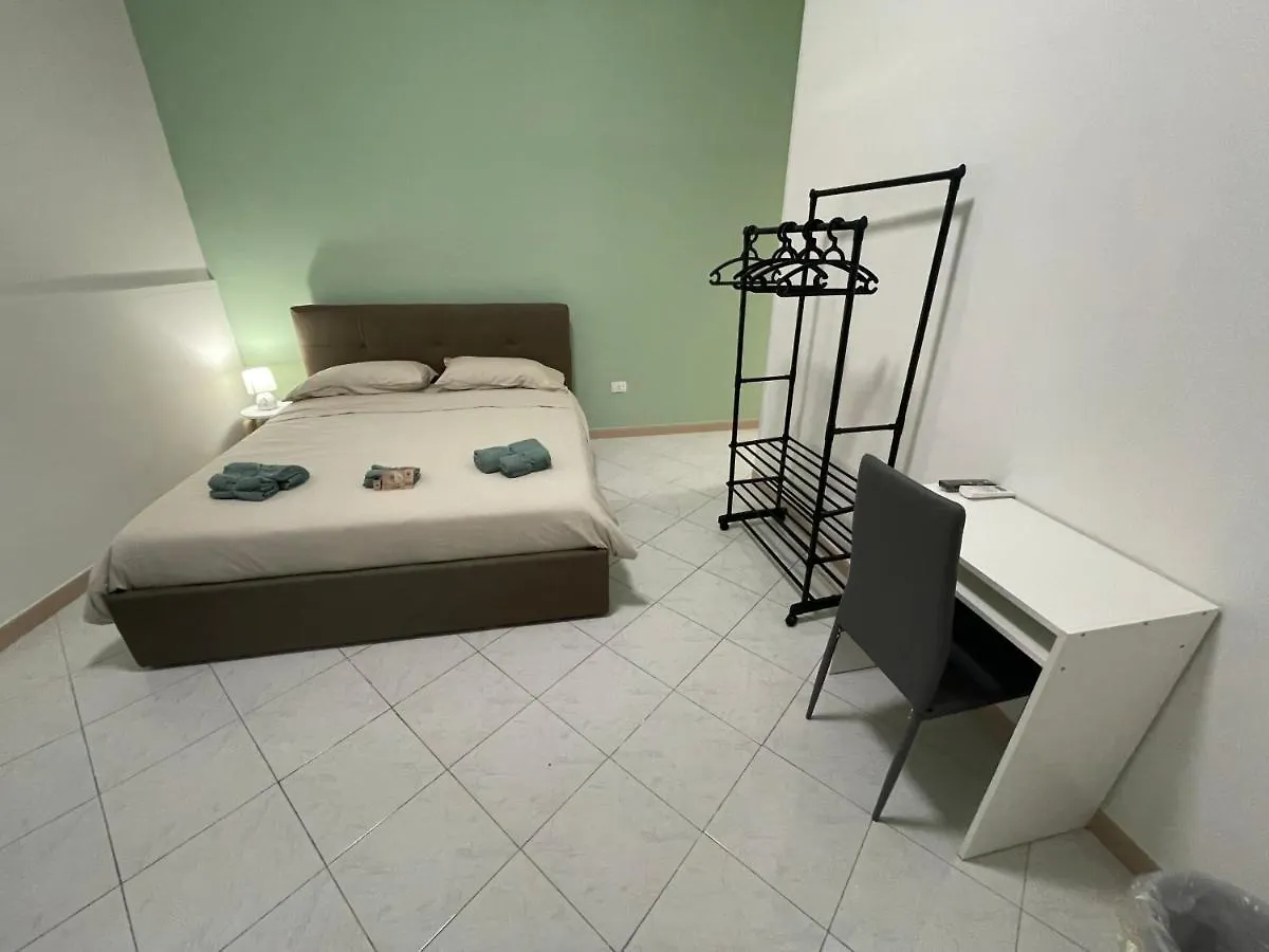 Lavica Airport Catania B&B